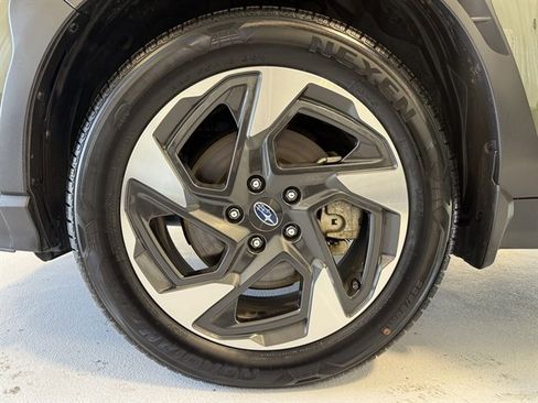 Used 2024 Subaru Crosstrek 2.5i Limited image 39