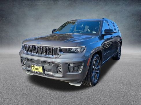 Certified 2022 Jeep Grand Cherokee L Overland AWD/4WD image 8