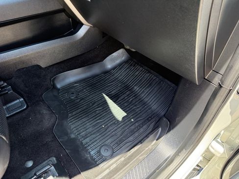 Used 2020 Ford Expedition XLT w/ Equipment Group 202A image 25