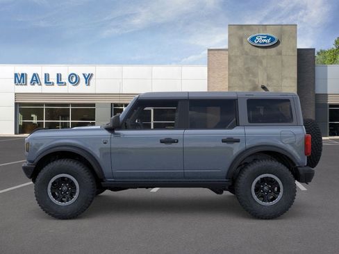 New 2025 Ford Bronco Big Bend w/ Black Diamond Package image 3