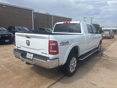 Used 2022 RAM 2500 Laramie AWD/4WD image 4
