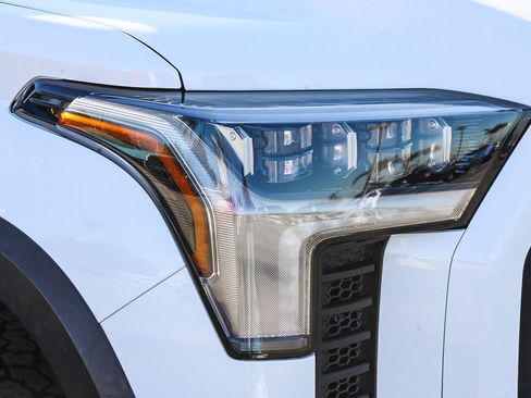 Used 2026 Toyota Tundra TRD Pro AWD/4WD image 4