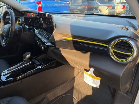 New 2026 Chevrolet Trax ACTIV w/ Sunroof Package image 22