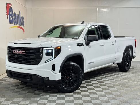 New 2026 GMC Sierra 1500 Elevation AWD/4WD image 2
