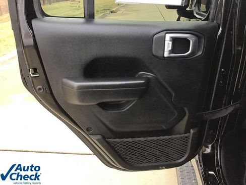 Used 2021 Jeep Wrangler Unlimited Sport image 12