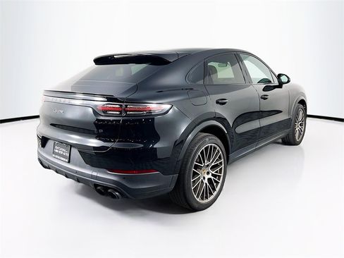 Certified 2023 Porsche Cayenne Coupe image 9