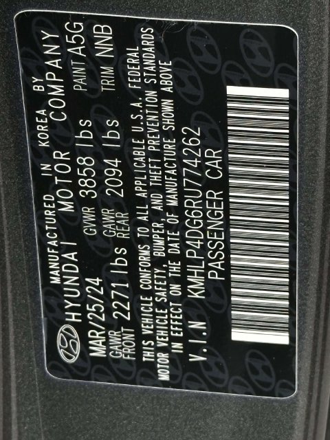 Used 2024 Hyundai Elantra Limited FWD image 41