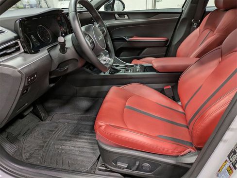 Used 2023 Kia K5 GT-Line image 10