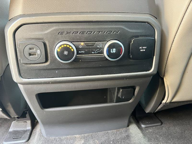 Used 2021 Ford Expedition XLT RWD image 9