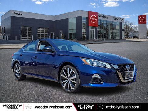 Certified 2020 Nissan Altima 2.5 SR AWD/4WD image 1
