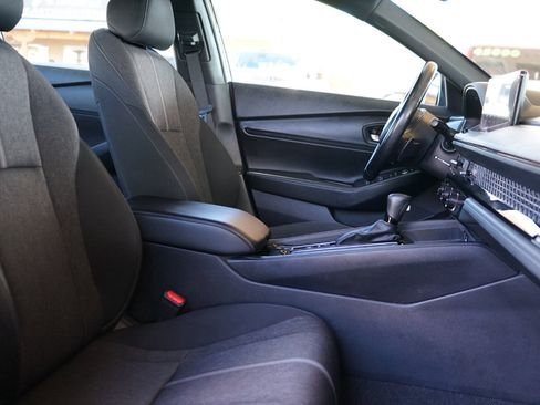 Used 2024 Honda Accord Sport image 14