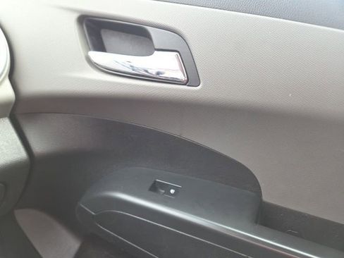 Used 2017 Chevrolet Sonic LT image 21