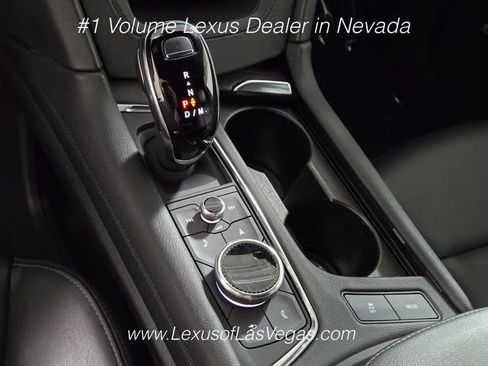 Used 2024 Cadillac XT6 Premium Luxury w/ Technology Package FWD image 39