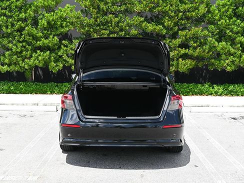 Used 2023 Honda Civic LX image 9