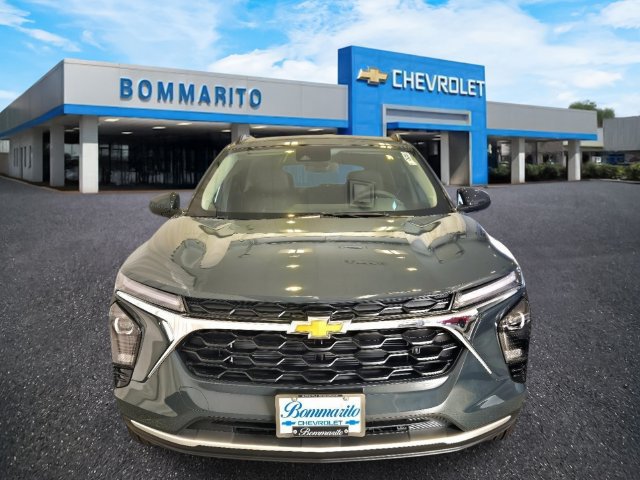 New 2026 Chevrolet Trax LT w/ Driver Confidence Package FWD image 5