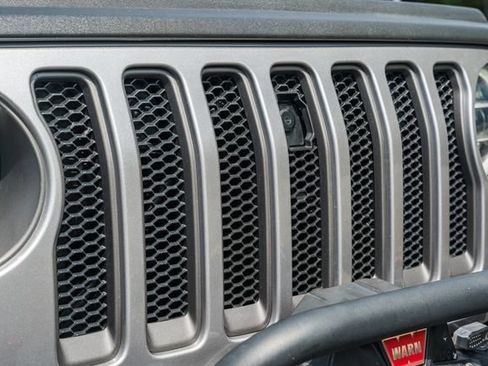 Used 2018 Jeep Wrangler Unlimited Rubicon w/ Steel Bumper Group AWD/4WD image 30