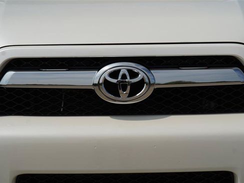 Used 2013 Toyota 4Runner Limited AWD/4WD image 28
