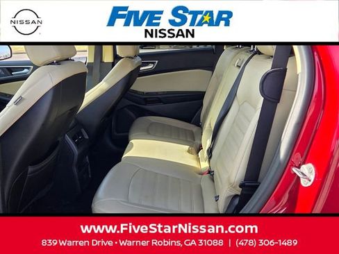 Used 2020 Ford Edge SEL FWD image 6