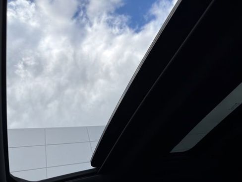 Used 2020 Cadillac CT5 V w/ Premium Package image 10