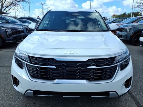 New 2026 Kia Seltos LX image 2