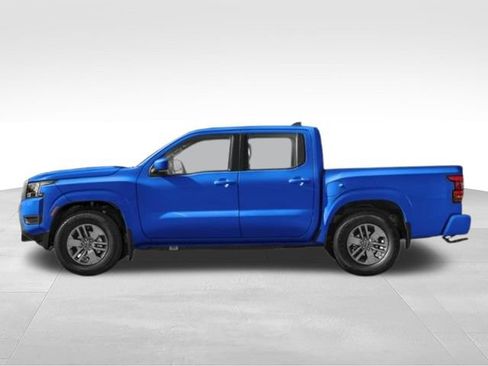 Used 2025 Nissan Frontier SV w/ SV Convenience Package RWD image 3