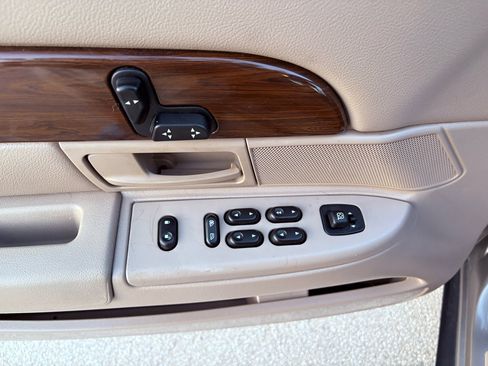 Used 2003 Mercury Grand Marquis GS image 32