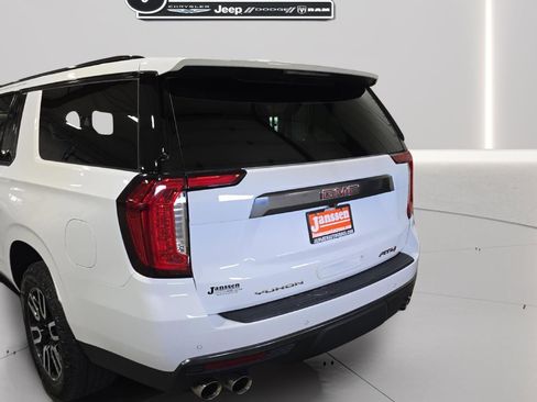 Used 2024 GMC Yukon XL AT4 w/ AT4 Premium Package image 24