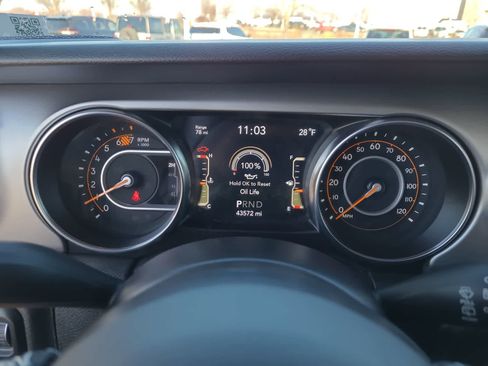 Used 2021 Jeep Wrangler Unlimited Sport image 26