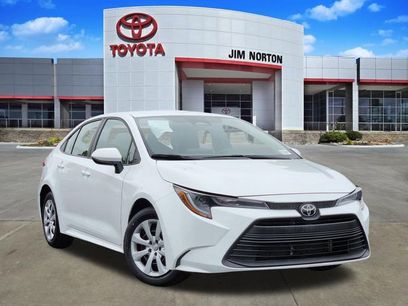 Used 2025 Toyota Corolla LE