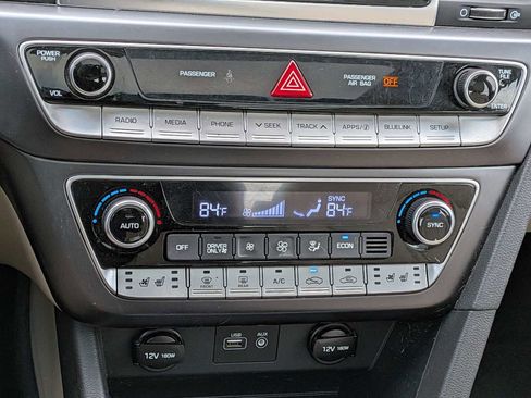 Used 2019 Hyundai Sonata Limited image 28