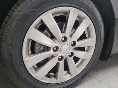 Used 2015 Kia Forte EX FWD image 31