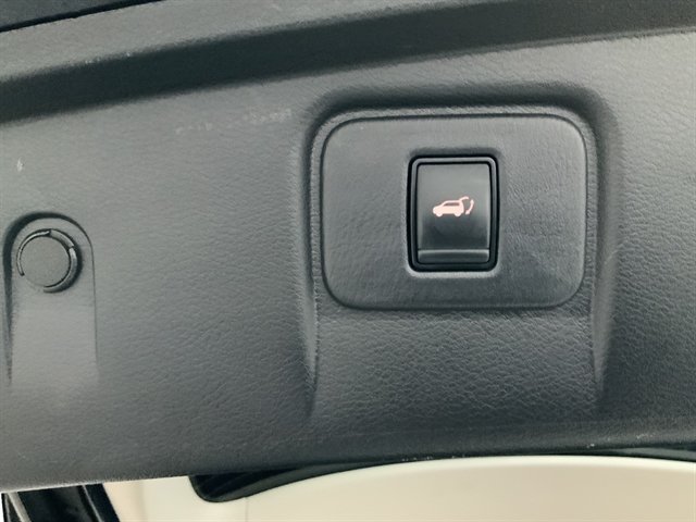 Used 2017 Nissan Murano SL w/ SL Technology Package AWD/4WD image 7