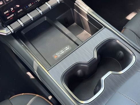 New 2026 GMC Acadia AT4 AWD/4WD image 20