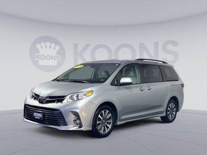 Used 2020 Toyota Sienna XLE