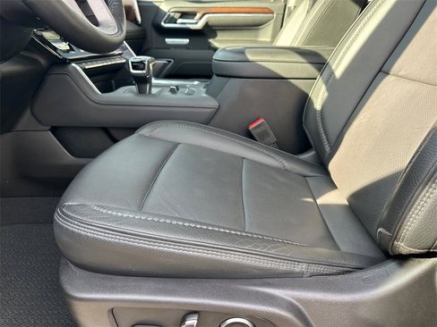 Used 2024 GMC Sierra 1500 Denali image 10