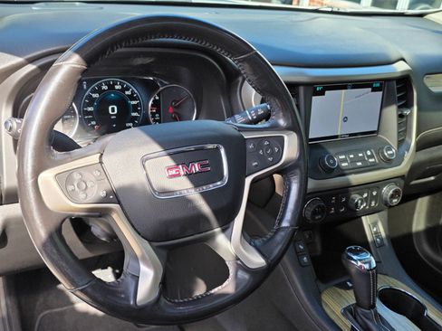 Used 2019 GMC Acadia Denali w/ Technology Package AWD/4WD image 12