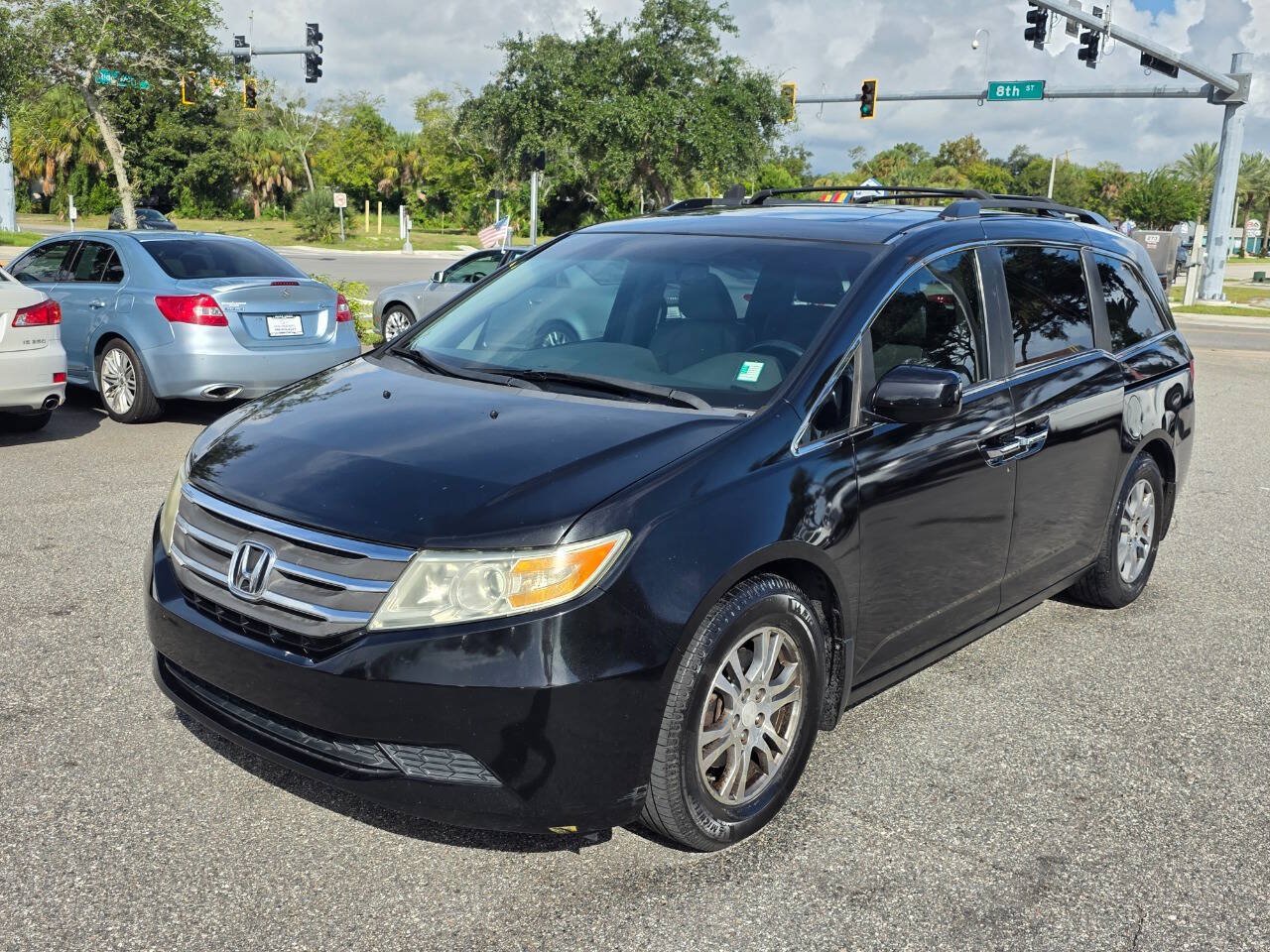 Used 2011 Honda Odyssey EX-L image 8