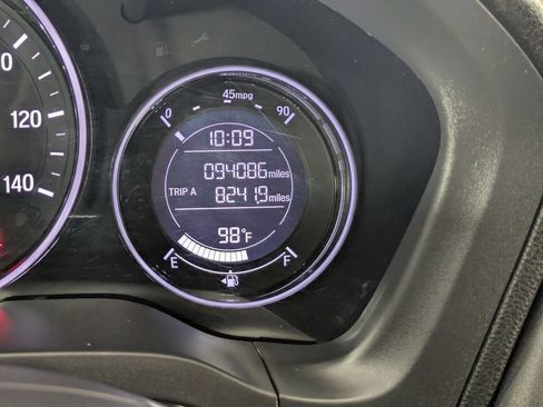 Used 2022 Honda HR-V Sport image 17
