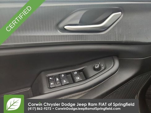 Used 2023 Jeep Grand Cherokee L Laredo AWD/4WD image 12