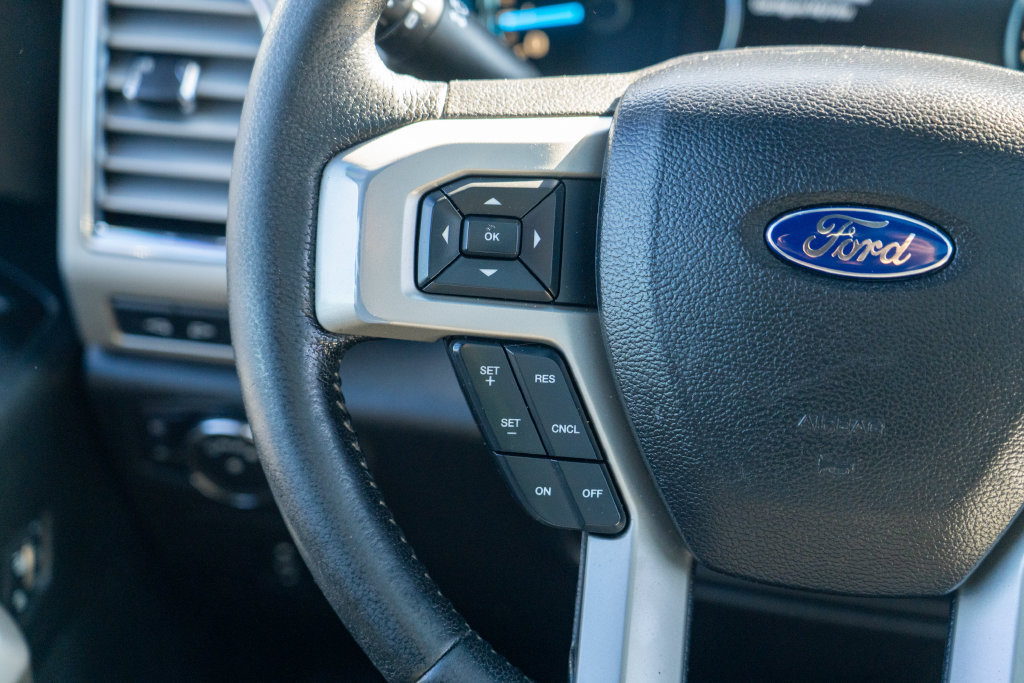 Used 2016 Ford F150 Lariat w/ Equipment Group 501A Mid AWD/4WD image 18