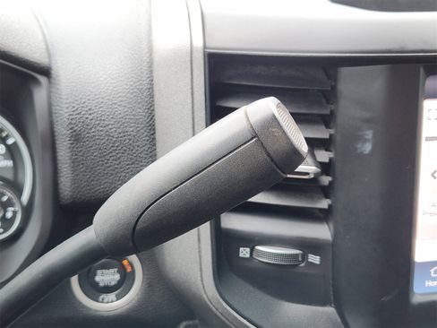 Certified 2023 RAM 3500 Tradesman w/ Chrome Appearance Group image 39