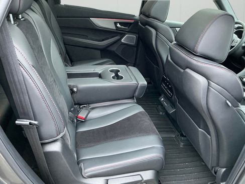 Used 2025 Acura MDX A-Spec image 17