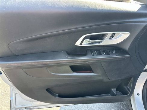 Used 2015 Chevrolet Equinox LT FWD image 8