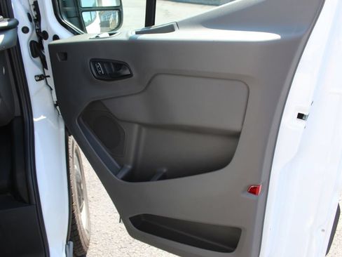 New 2026 Ford Transit 250 148 Medium Roof w/ Load Area Protection Package RWD image 11