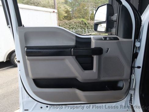 Used 2018 Ford F250 XL w/ Power Equipment Group image 13