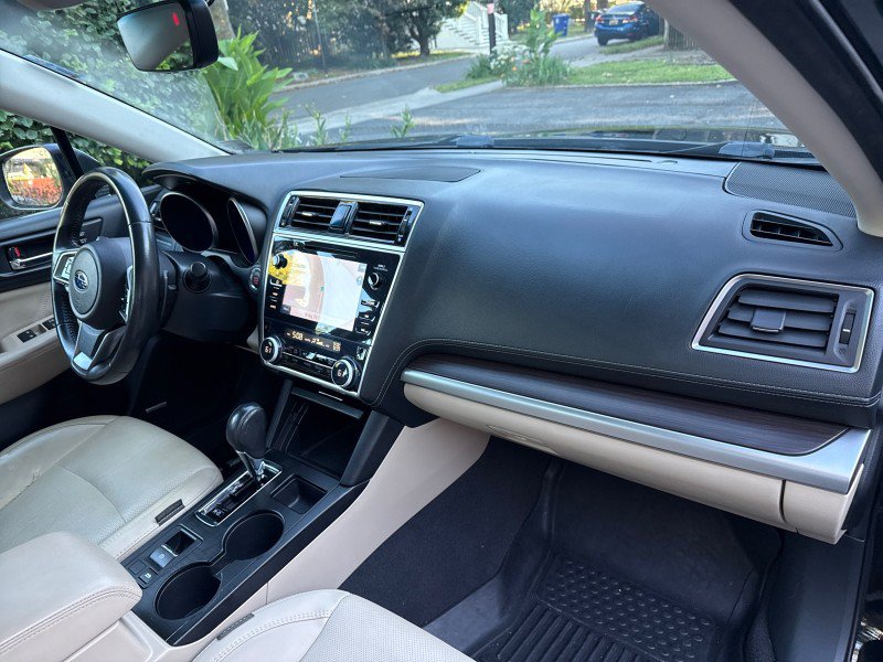 Used 2018 Subaru Legacy 2.5i Limited AWD/4WD image 25