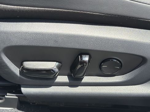 Used 2024 Lexus ES 350 w/ Premium Package FWD image 22
