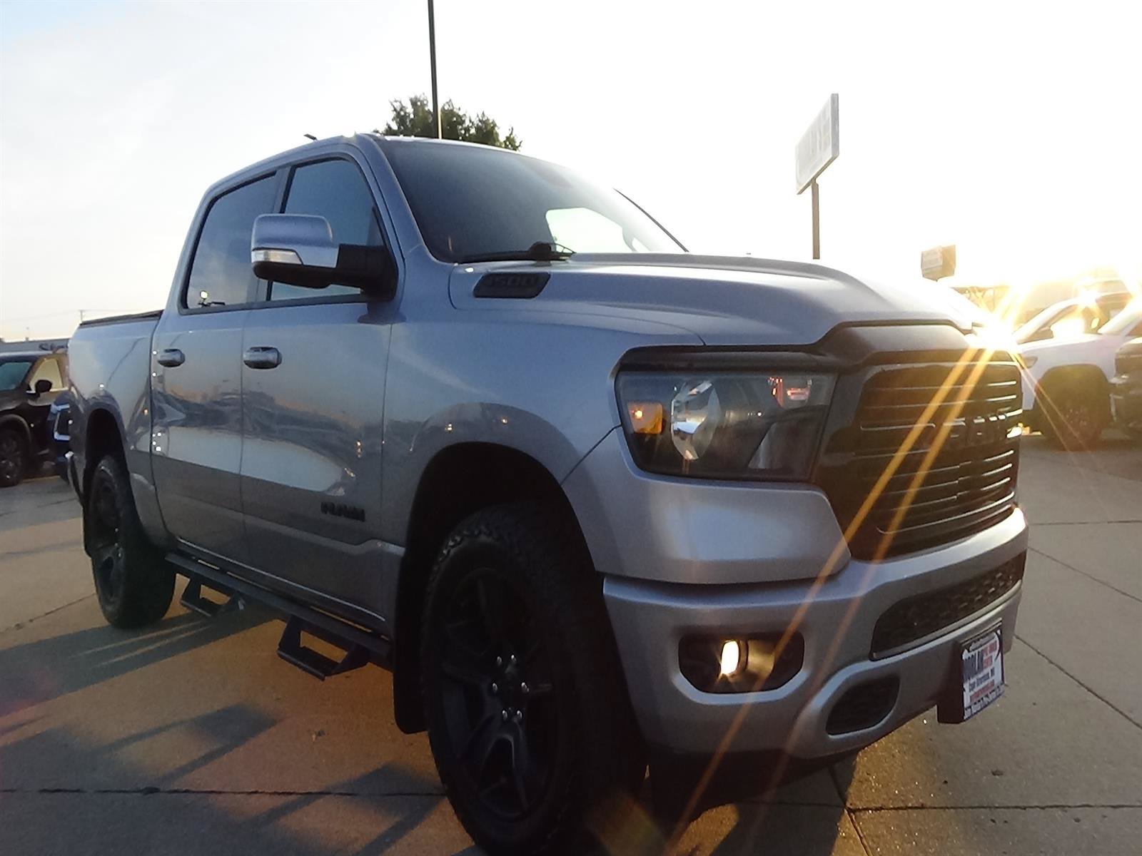 Used 2020 RAM 1500 Big Horn AWD/4WD image 4