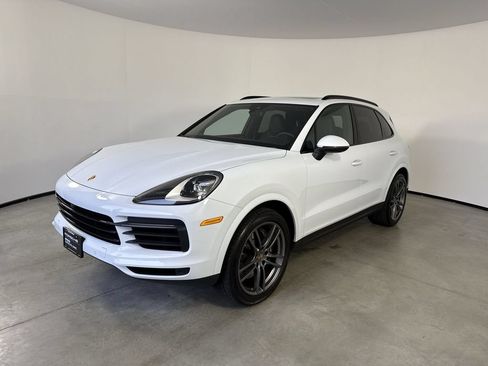 Certified 2023 Porsche Cayenne Platinum Edition AWD/4WD image 1