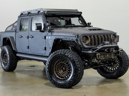 Used 2025 Jeep Gladiator Rubicon w/ Safety Group image 35